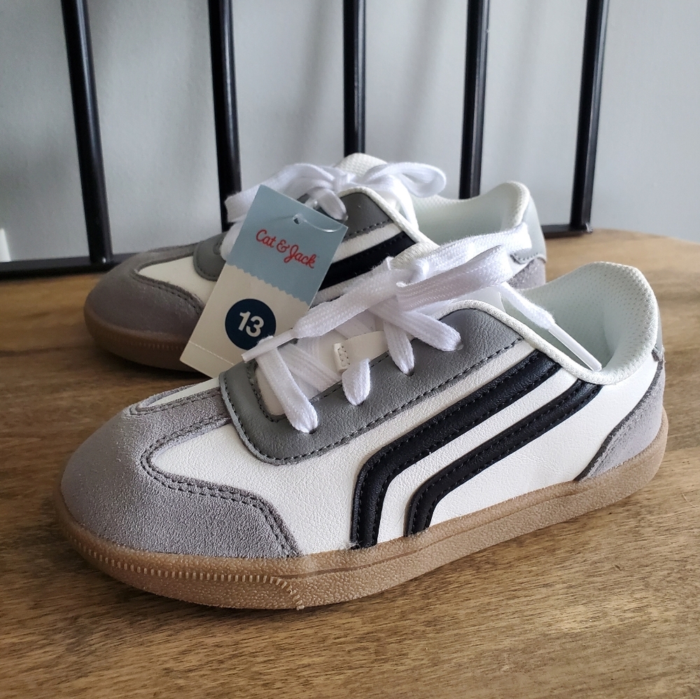 Cat & Jack Boston Retro Court Sneakers Little Kids 13 NWT
